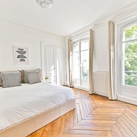Parisien Spacieux #marais #rivoli Apartment Paris